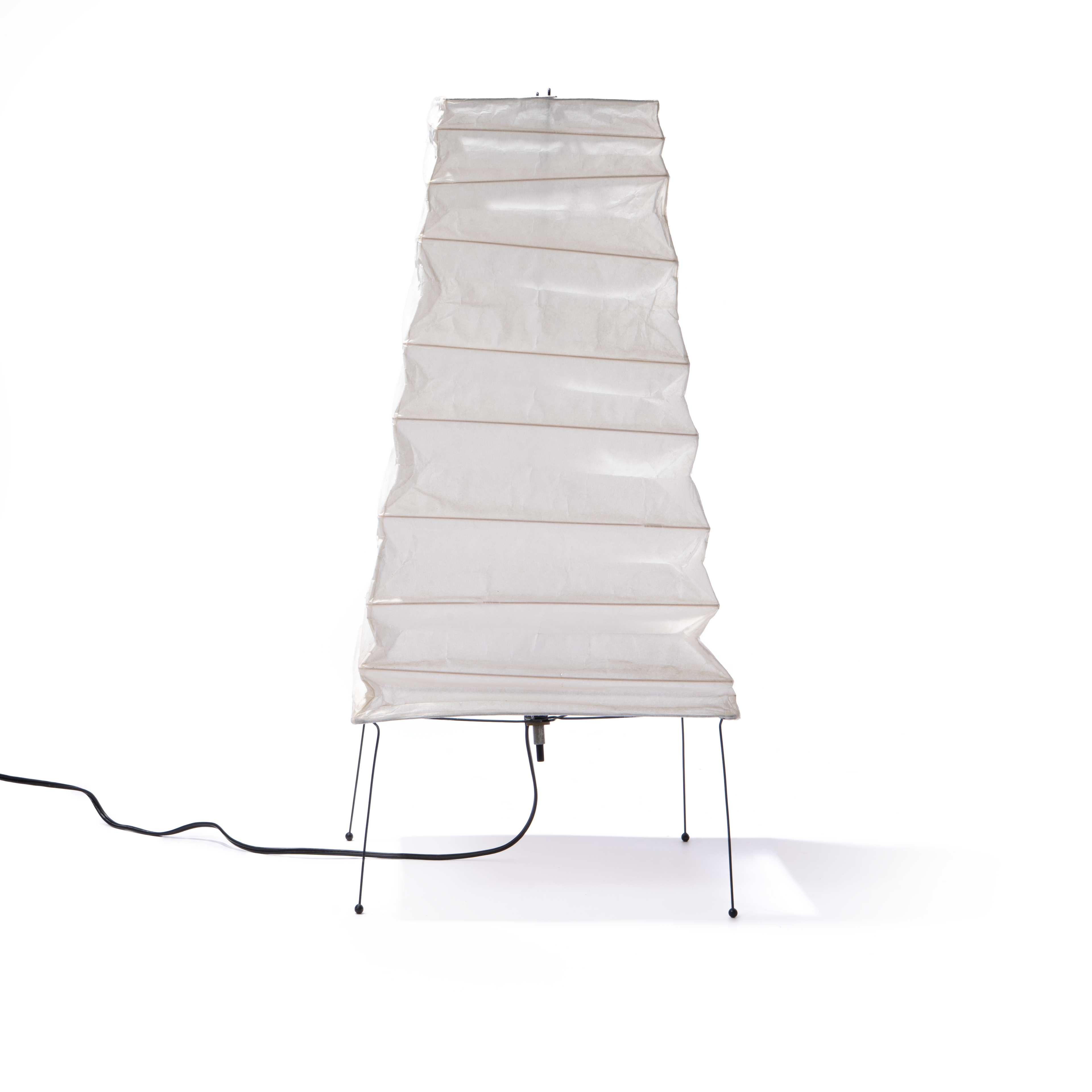 Akari 4N lamp by Isamu Noguchi